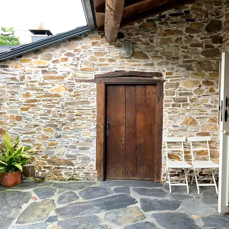 Casa De Flores / Lugo Holiday home