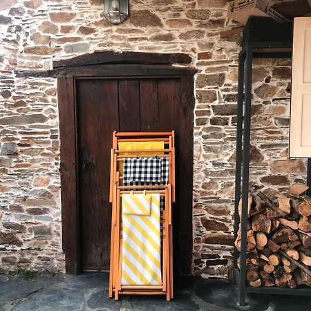 Casa De Flores / Lugo Holiday home *